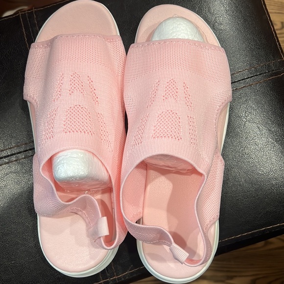 libiya sandals - Picture 3 of 3